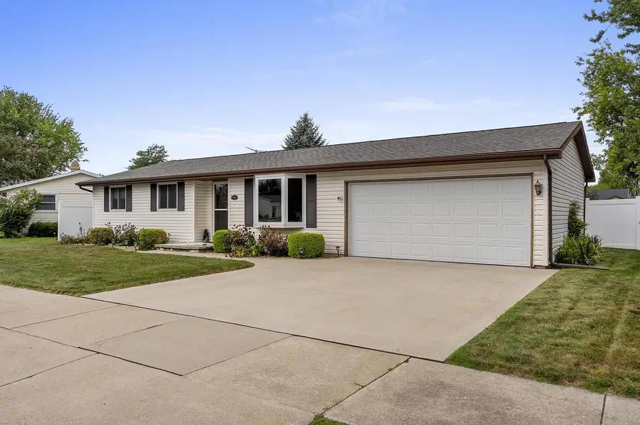 2360 KINCAID AVENUE, Oshkosh, WI 54904 - #3