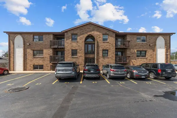 1161 GILLINGHAM ROAD  #UNIT 4A, Neenah, WI 54956