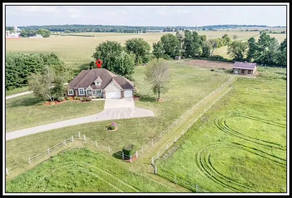 E8403 CHURCH ROAD, New London, WI 54961