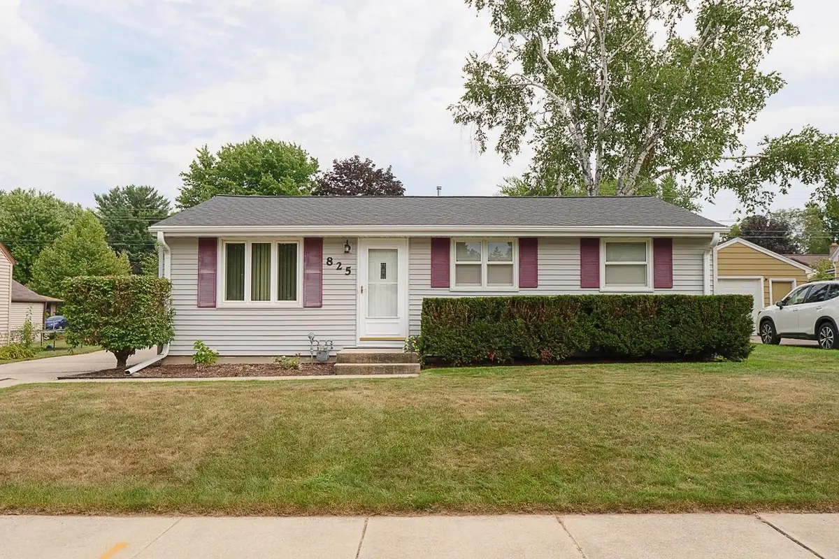 825 STONY BROOK LANE, Green Bay, WI 54304 - #1