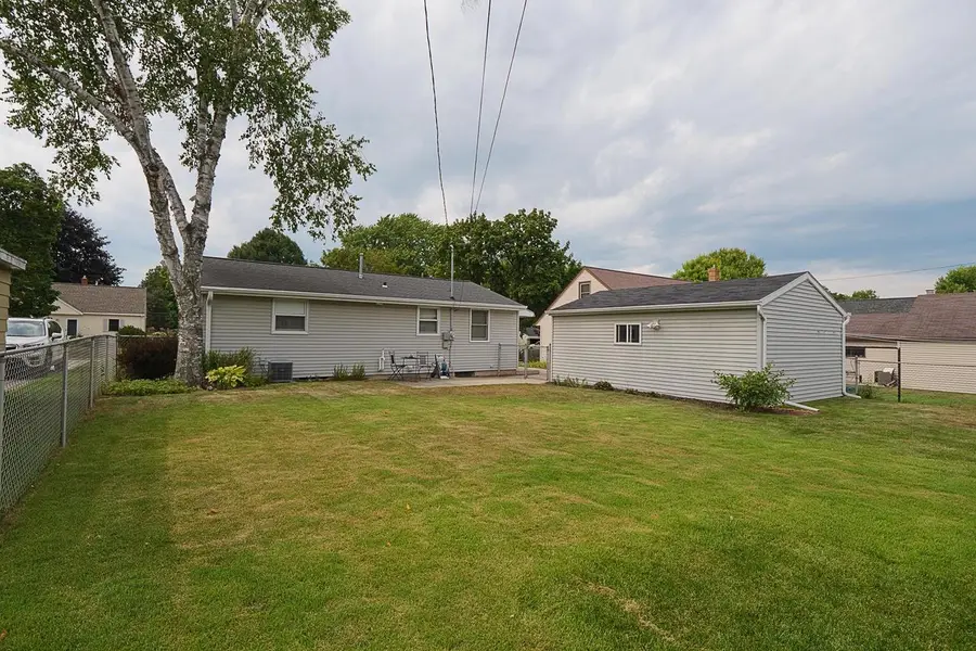 825 STONY BROOK LANE, Green Bay, WI 54304 - #2
