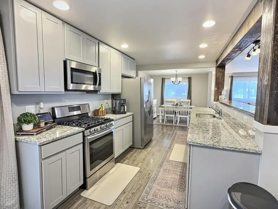 247 W MENASHA AVENUE, Whitelaw, WI 54247 - #2