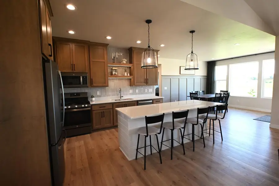 3765 WESTPOINT ROAD, Suamico, WI 54313 - #3
