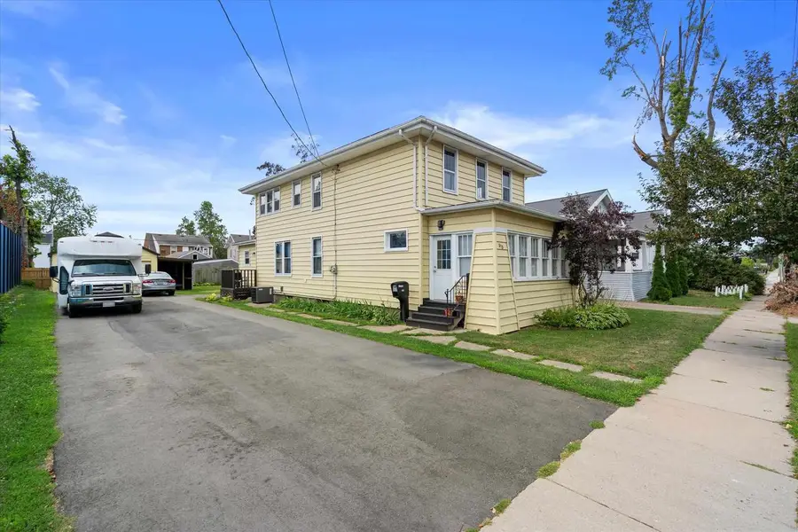 513 2ND STREET, Menasha, WI 54952 - #2
