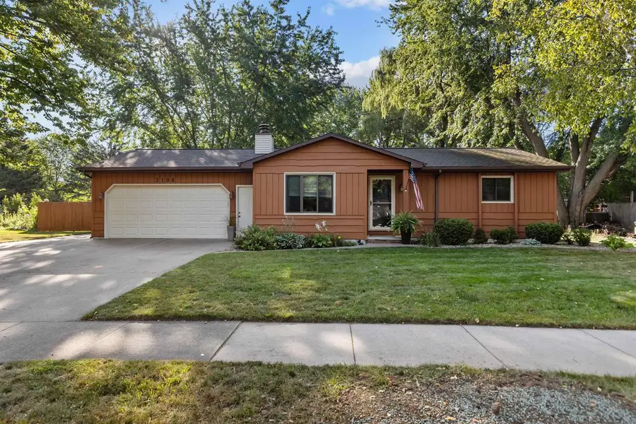 2108 S HORIZON DRIVE, Appleton, WI 54915 - #3