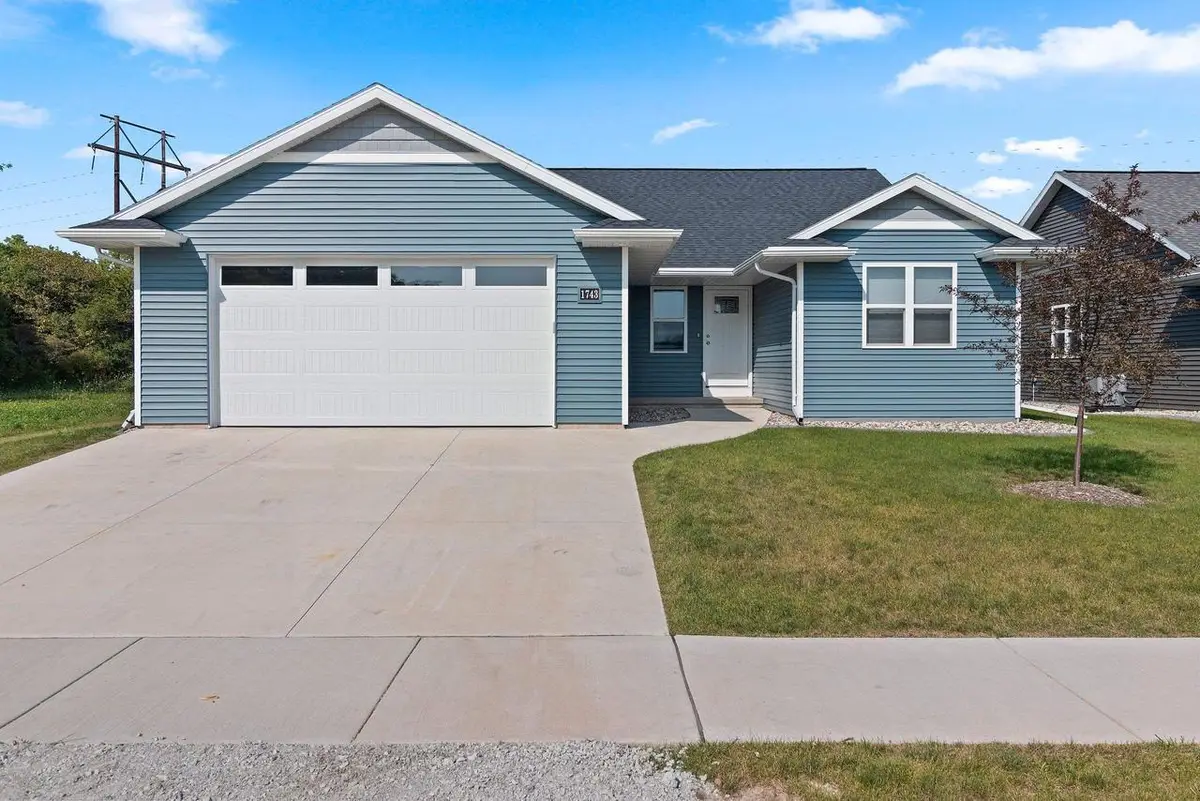1743 HONOR STREET, Neenah, WI 54956 - #1