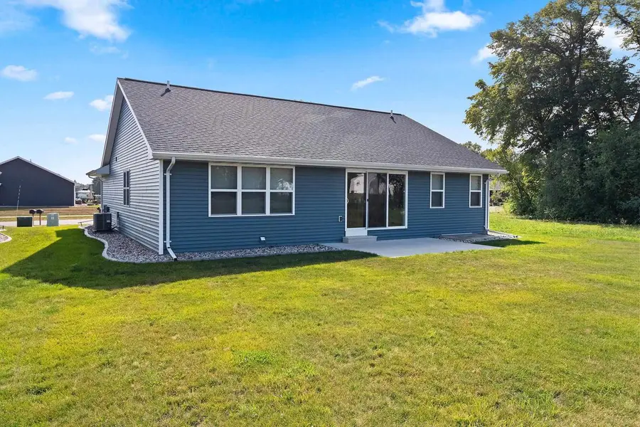 1743 HONOR STREET, Neenah, WI 54956 - #3