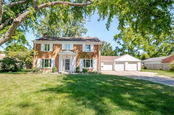 416 ARROWHEAD DRIVE, Green Bay, WI 54301