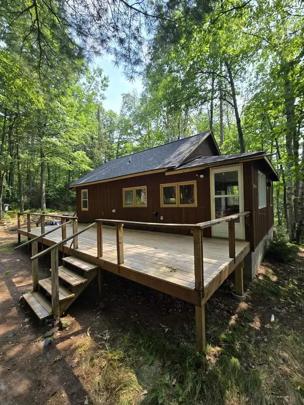 46070 CRYSTAL LAKE ROAD, Cable, WI 54821