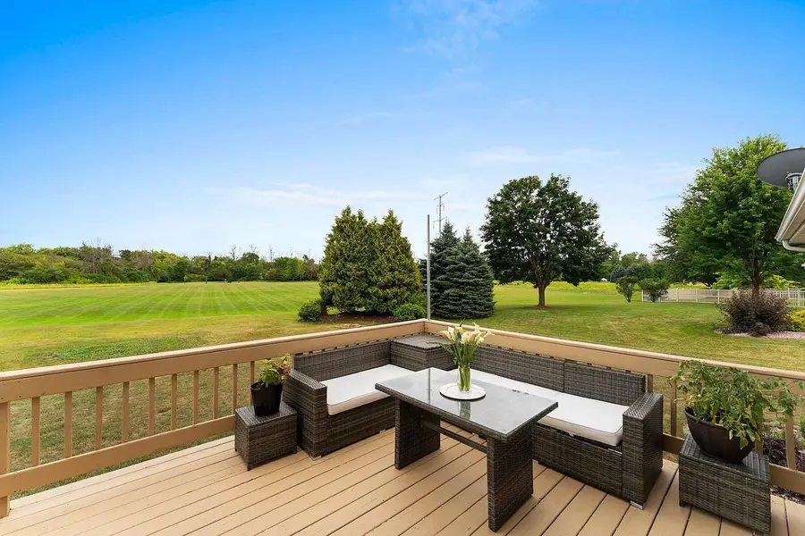 465 WINDING WATERS WAY, De Pere, WI 54115 - #2