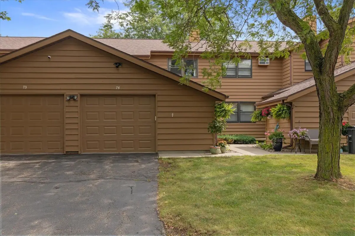 970 MANOR DRIVE  #74, Neenah, WI 54956 - #1