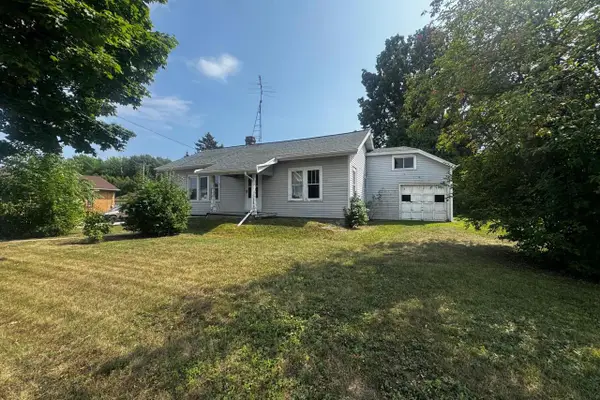 1601 DEWEY STREET, Manitowoc, WI 54220