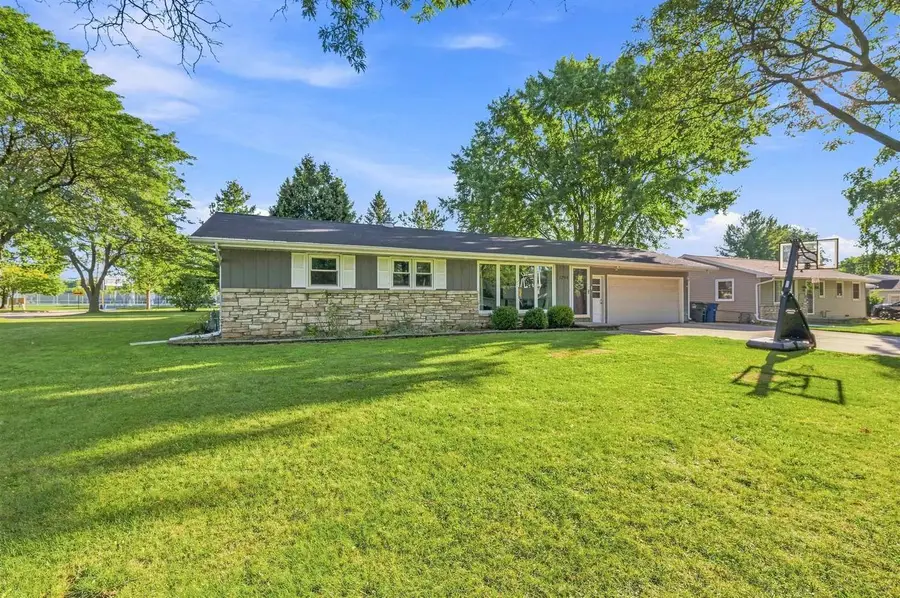 1294 APACHE AVENUE, Green Bay, WI 54313 - #3