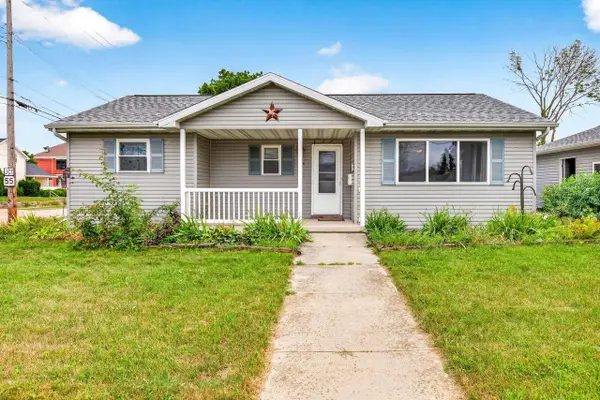 416 DESNOYER STREET, Kaukauna, WI 54130
