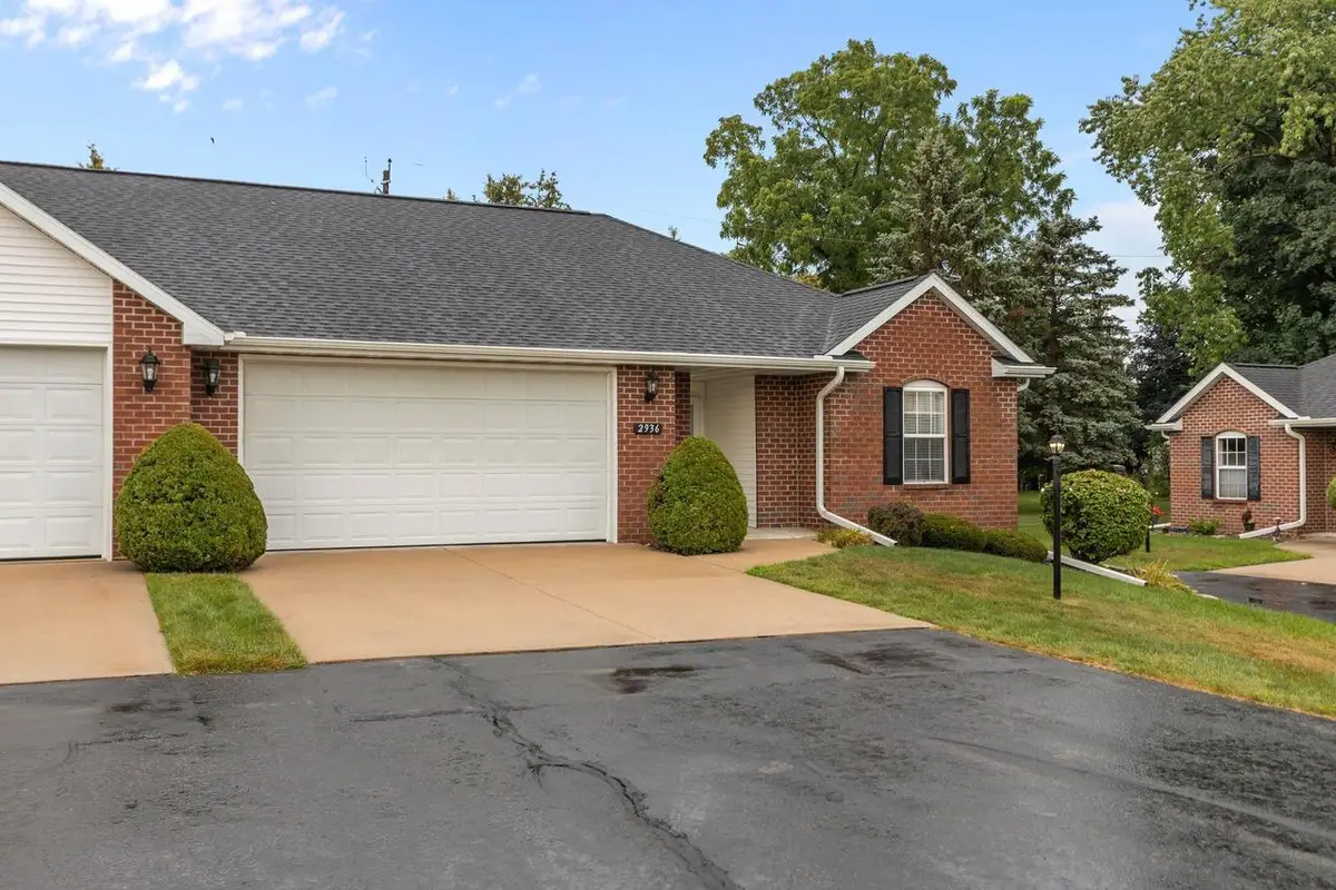 2936 N APPLETON STREET, Appleton, WI 54911 - #1