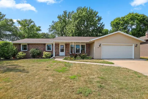 842 FRIBOURG STREET, De Pere, WI 54115