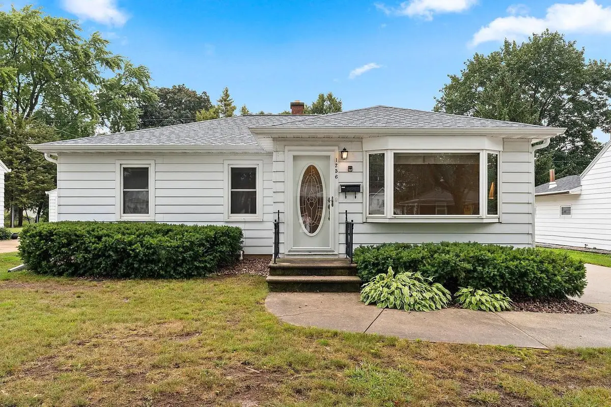 1256 MARIAN LANE, Green Bay, WI 54304 - #1