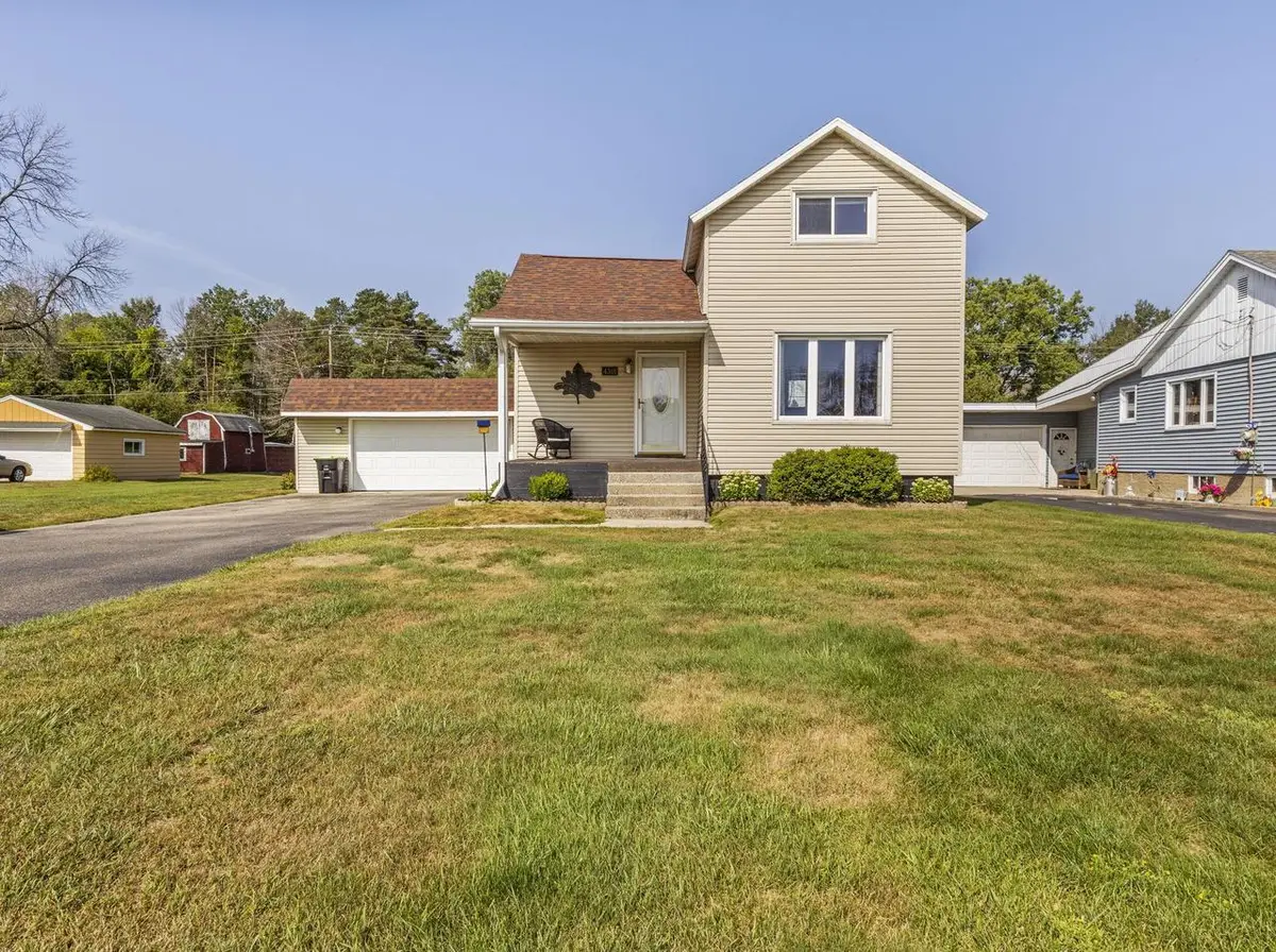 4301 10TH STREET, Menominee, MI 49858 - #1