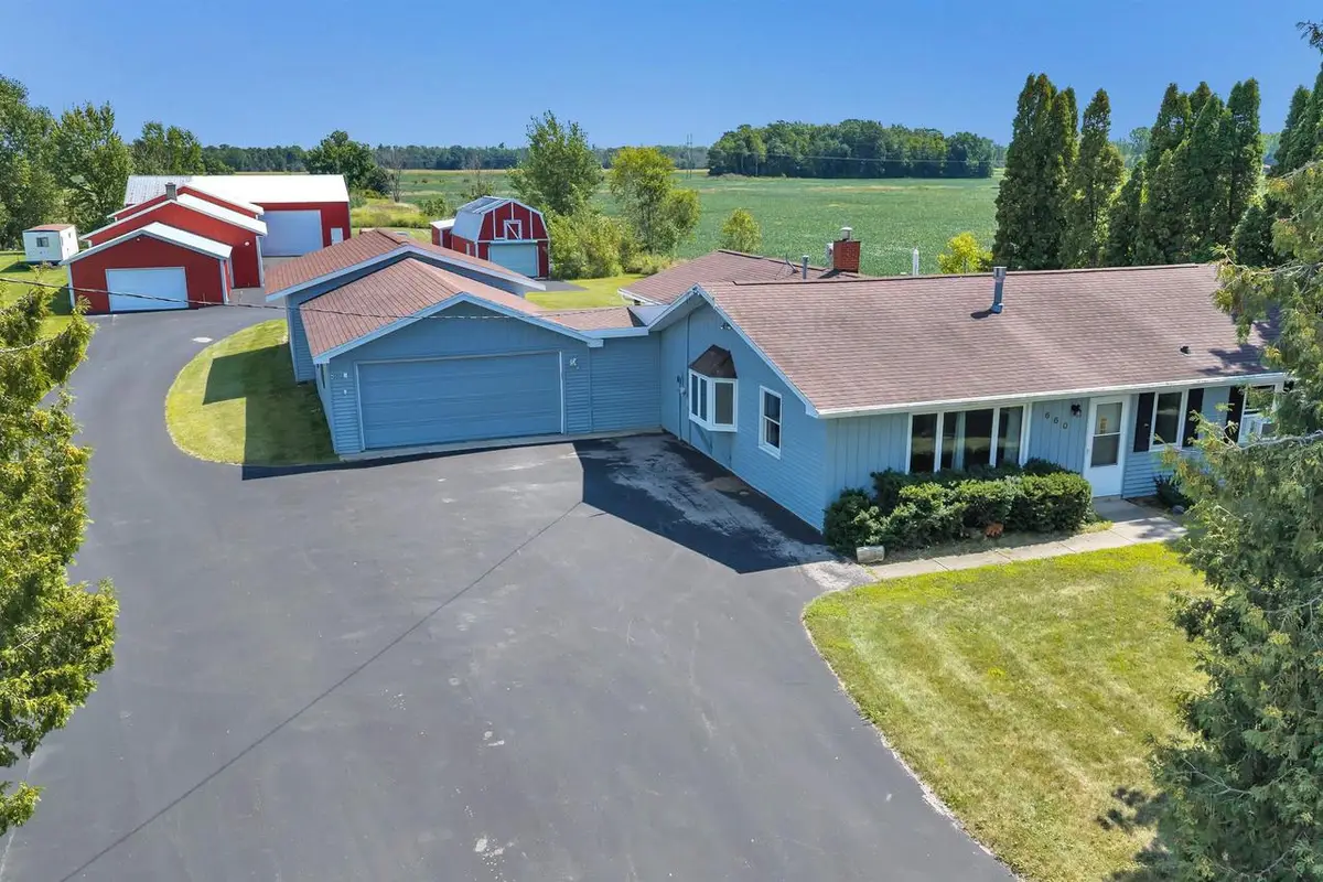 660 N NORTHVIEW ROAD, Green Bay, WI 54311 - #1