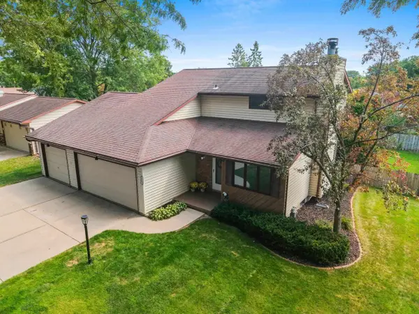 2564 WILDFLOWER, Green Bay, WI 54311