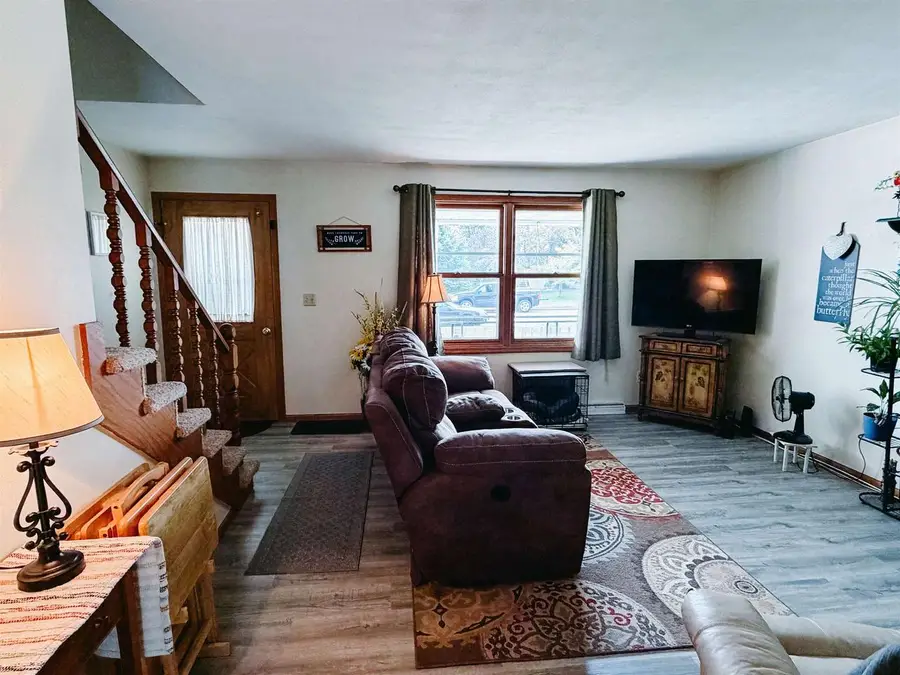3120 W HIAWATHA DRIVE, Appleton, WI 54914 - #3