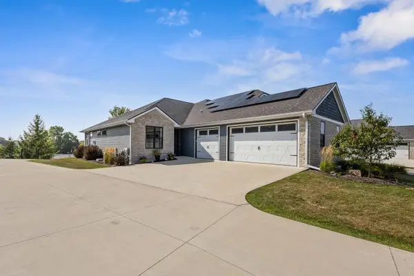 2742 CASTAWAY COURT, Green Bay, WI 54311