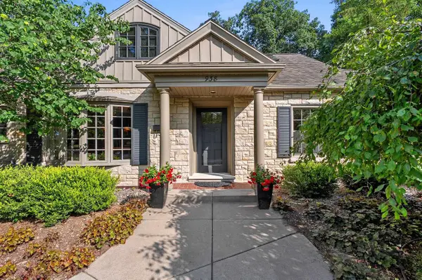 938 HICKORY AVENUE, De Pere, WI 54115