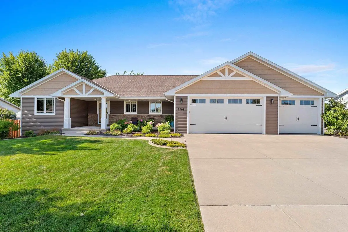 3708 HOOSIER WAY, New Franken, WI 54229 - #1