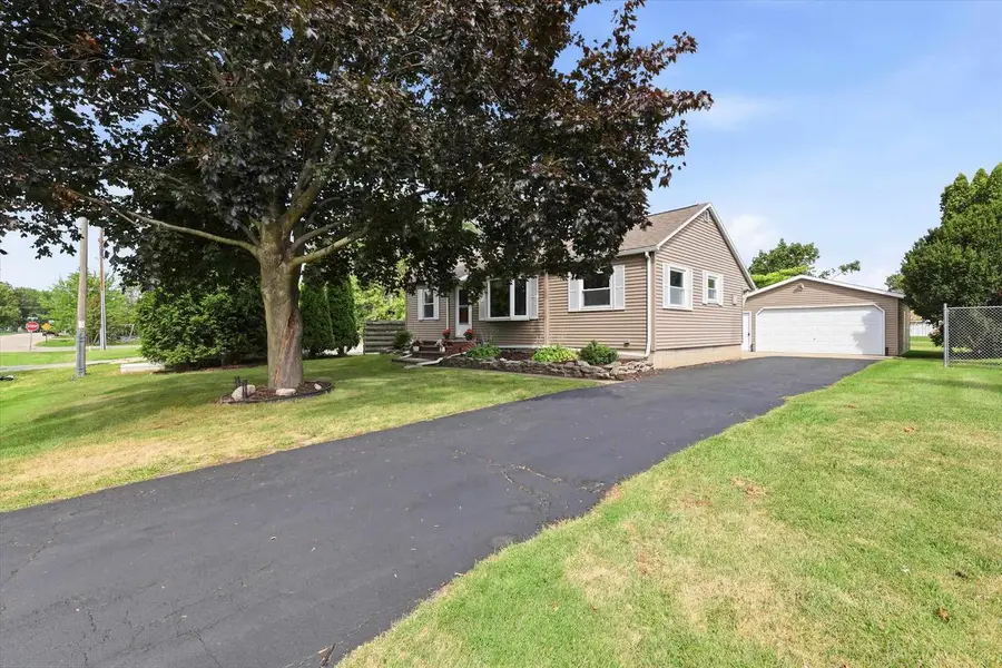 2412 CARLETON AVENUE, Appleton, WI 54915 - #2