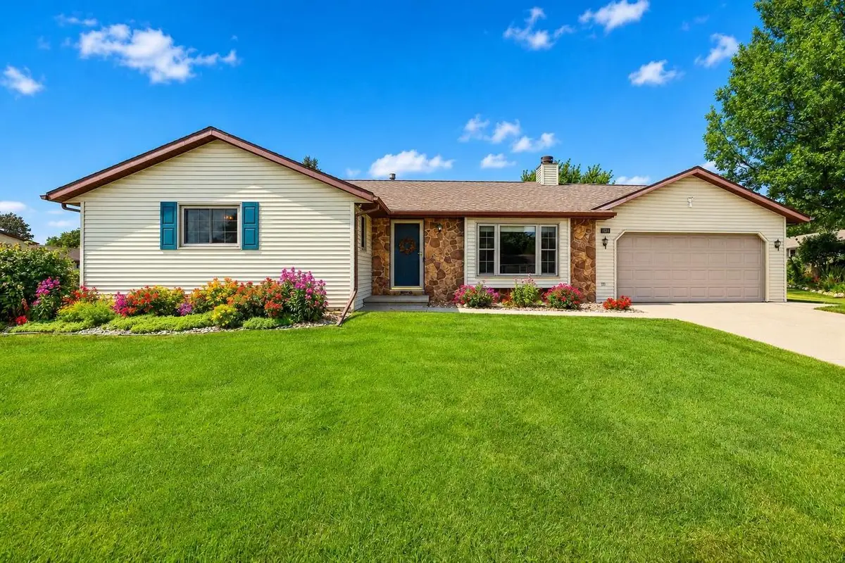 1841 BALTIC CIRCLE, Green Bay, WI 54311 - #1