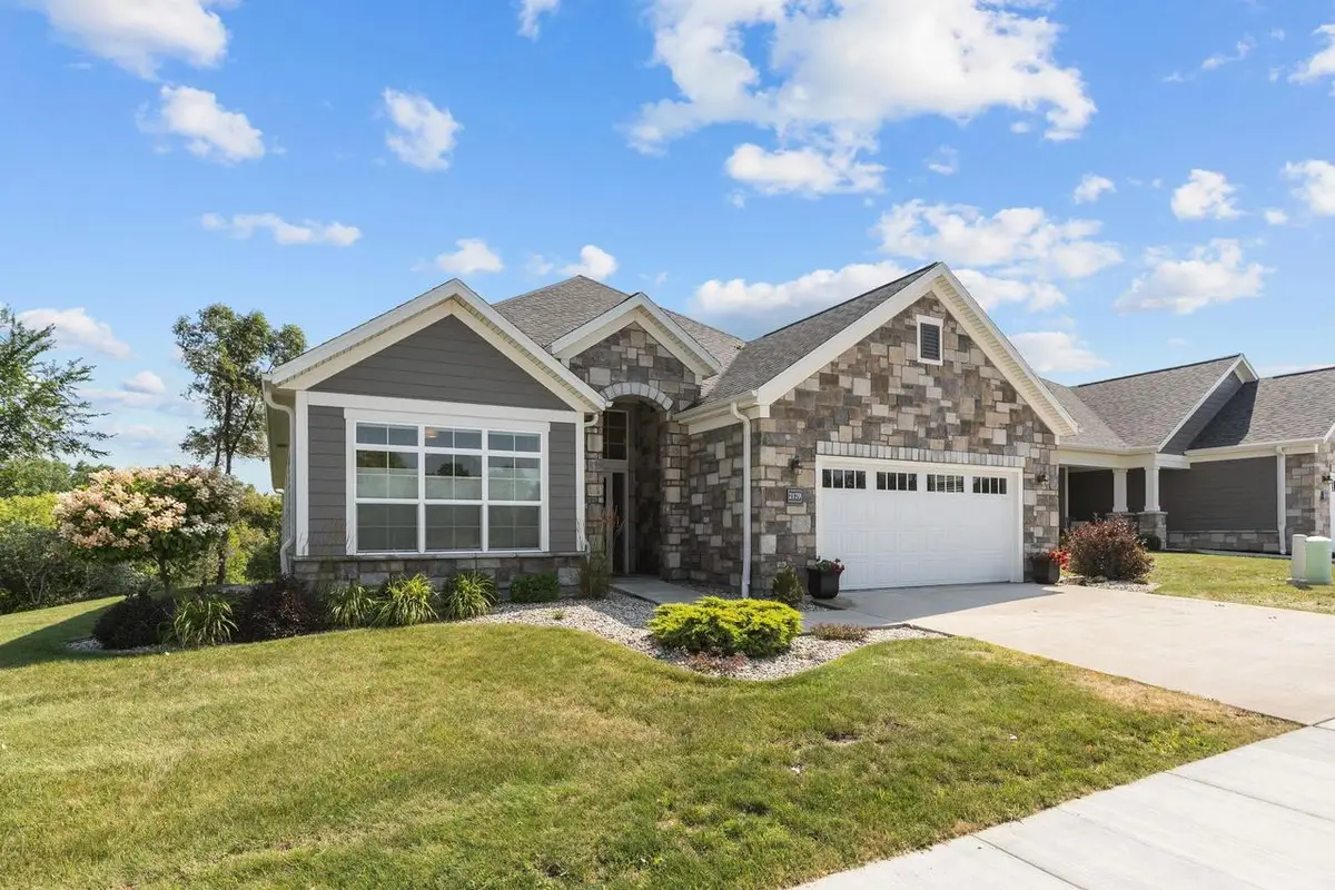 2179 E BALDEAGLE DRIVE, Appleton, WI 54913 - #1