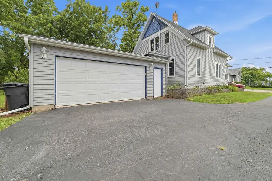 330 JACKSON AVENUE, Omro, WI 54963 - #3