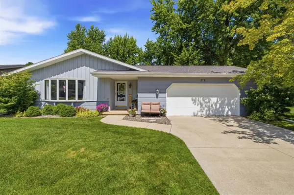 579 W Division STREET, Fond Du Lac, WI 54935