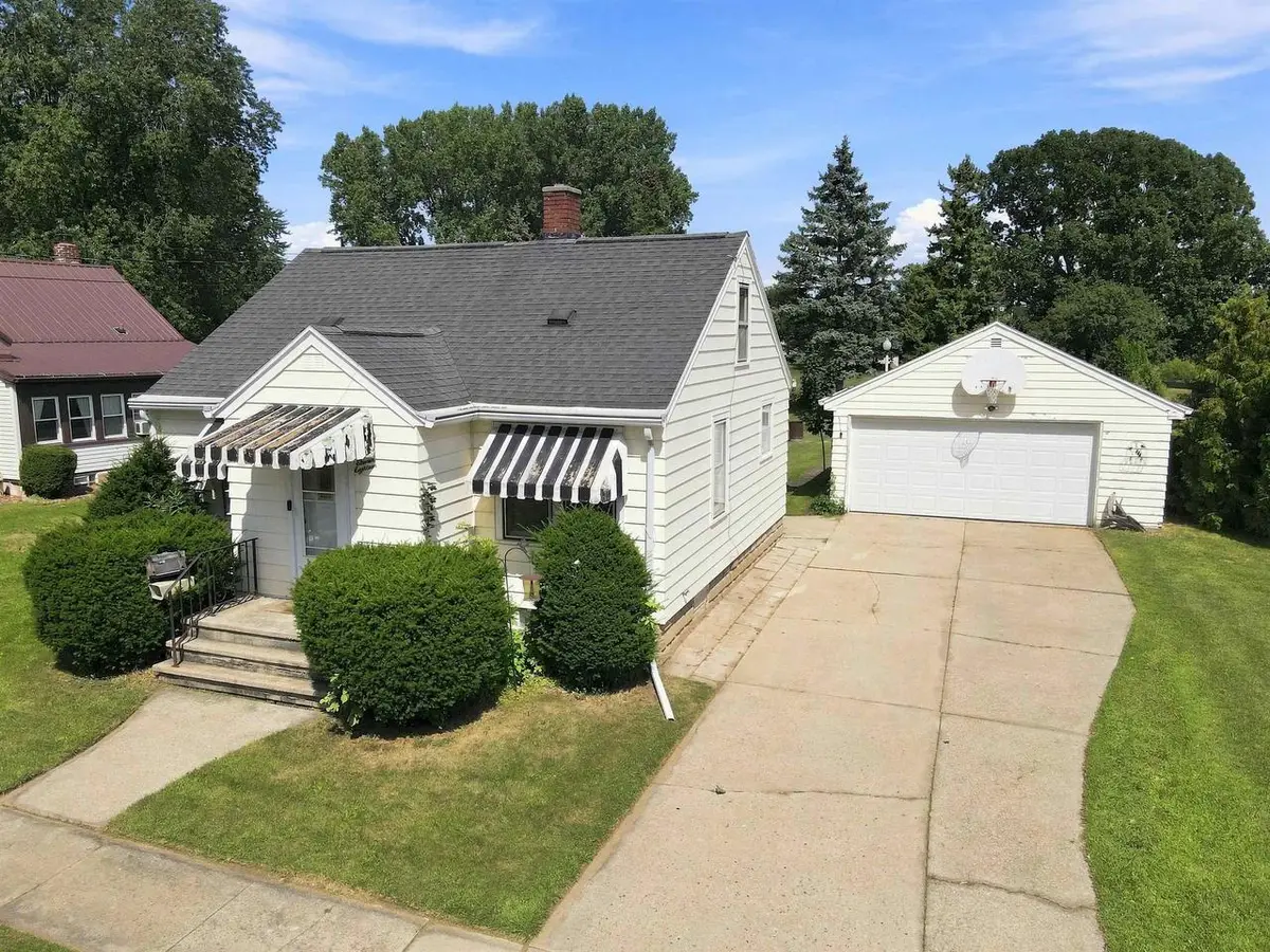 1118 HARRISON STREET, Kaukauna, WI 54130 - #1
