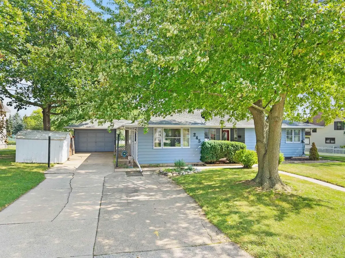 245 DARBOY ROAD, Combined Locks, WI 54113 - #1