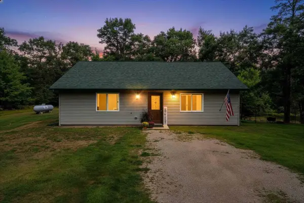 W10048 TERRI LANE, Crivitz, WI 54114