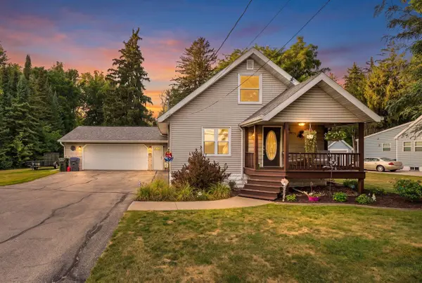 W7678 STATE RD 54, Shiocton, WI 54170