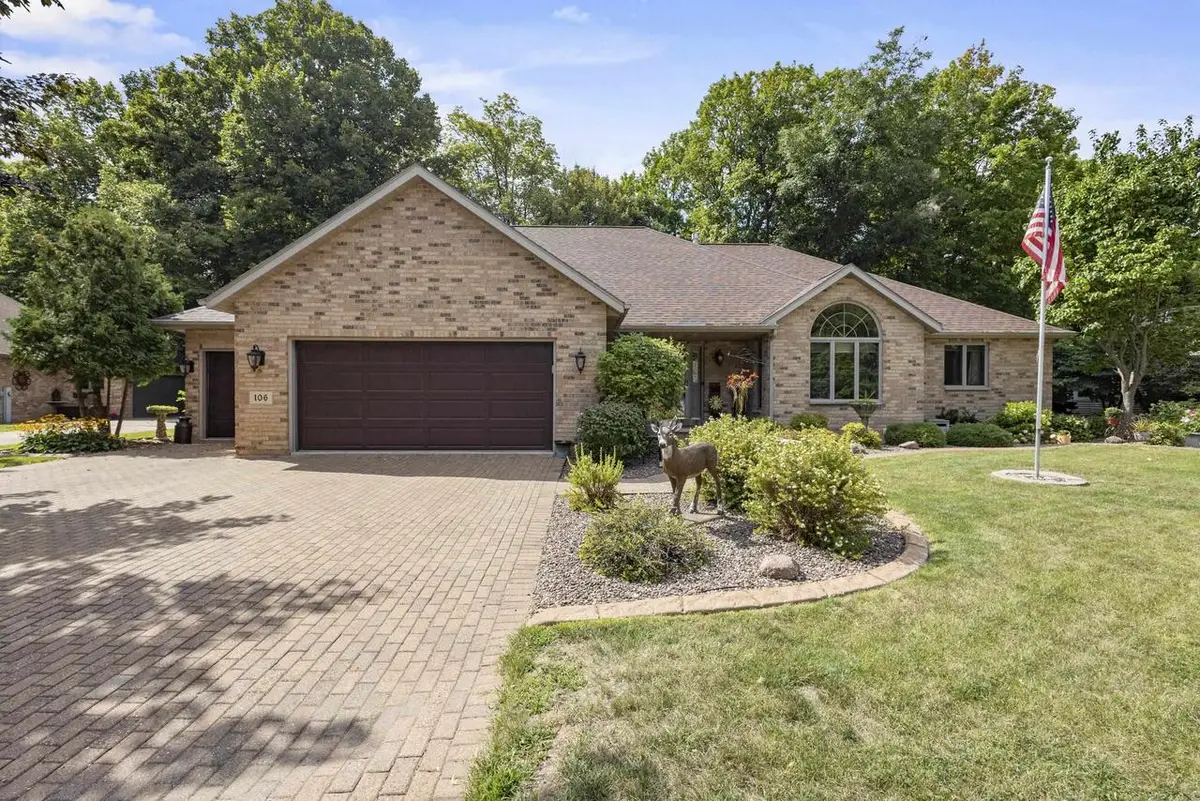 106 WULGAERT WAY, Combined Locks, WI 54113 - #1