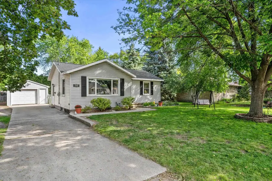 1757 EASTMAN AVENUE, Green Bay, WI 54302 - #2