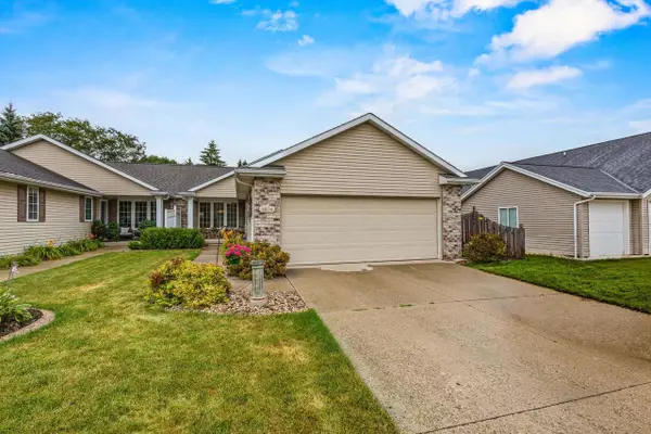 1808 HARDWOODS COURT, De Pere, WI 54115