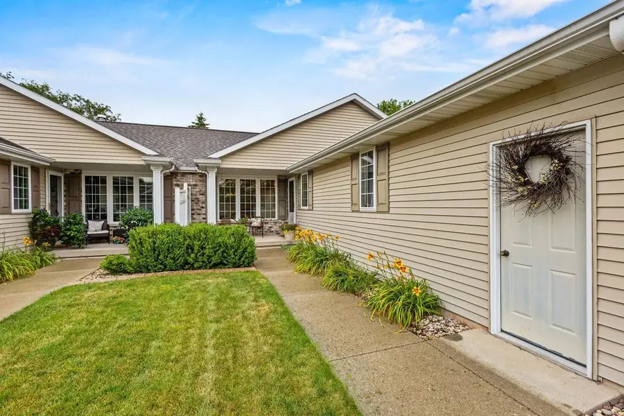 1808 HARDWOODS COURT, De Pere, WI 54115 - #2