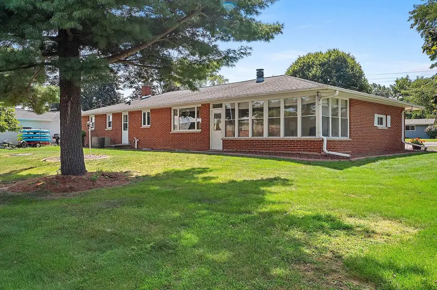 161 PARKSIDE COURT, Green Bay, WI 54313 - #3
