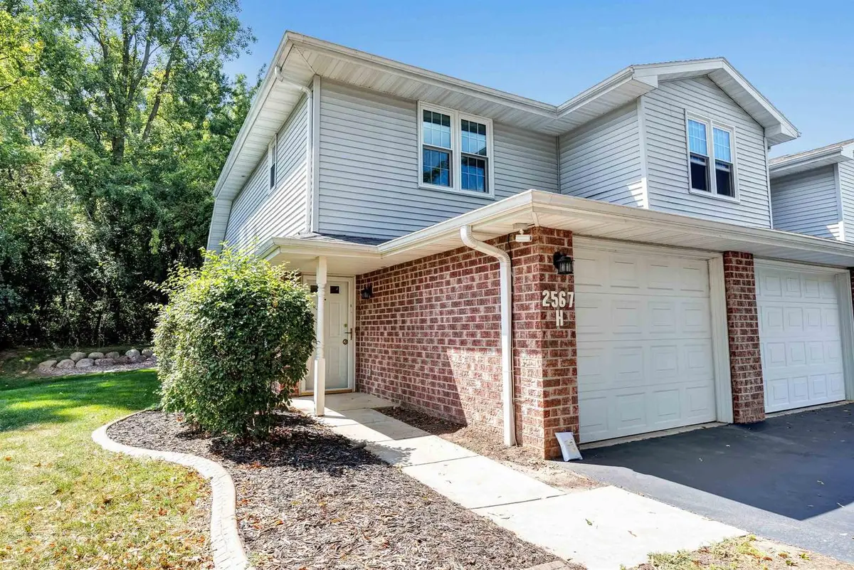 2567 TELLURIDE TRAIL, Green Bay, WI 54313 - #1
