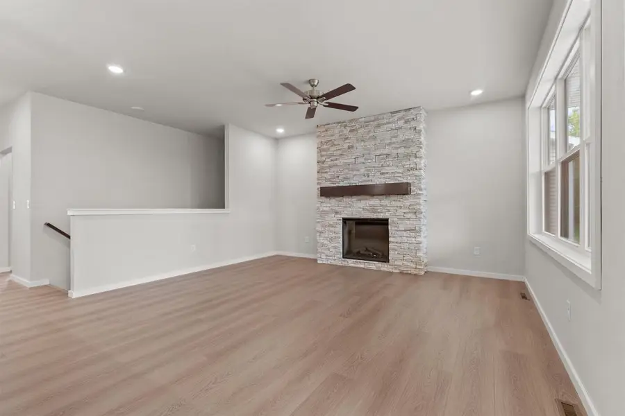 3764 E CALLALILLY LANE, Appleton, WI 54913 - #3