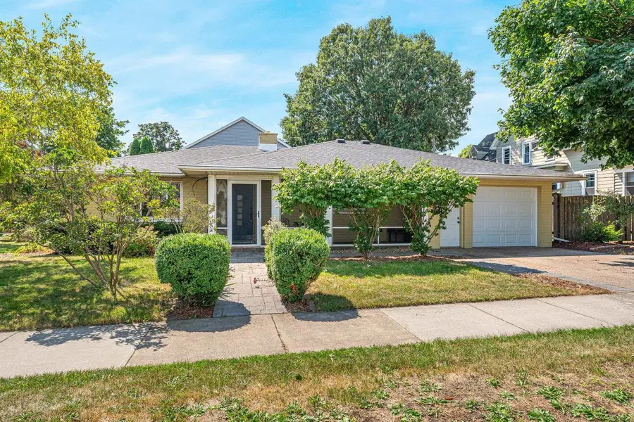 1381 WINNEBAGO AVENUE, Oshkosh, WI 54901 - #3