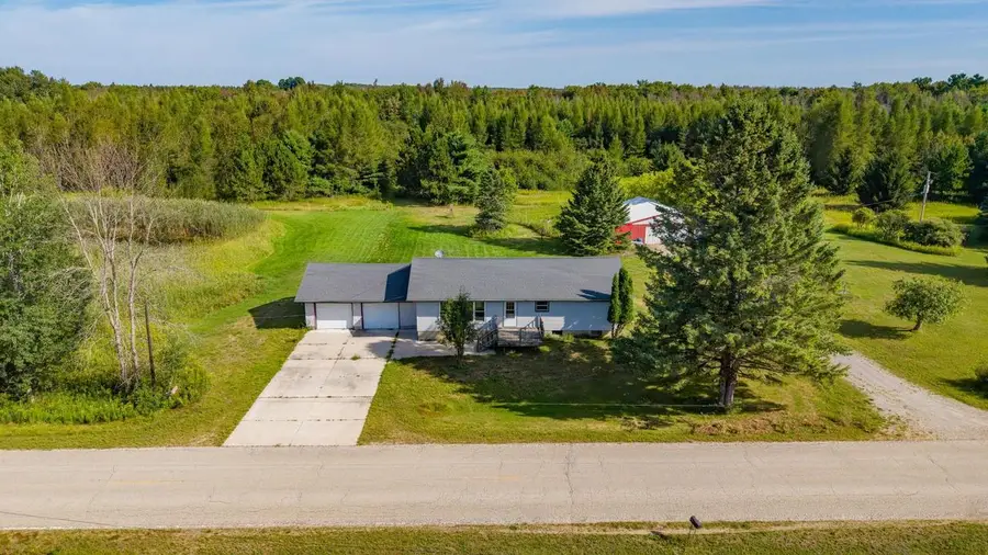 W6970 3.5 ROAD, Menominee, MI 49858 - #3