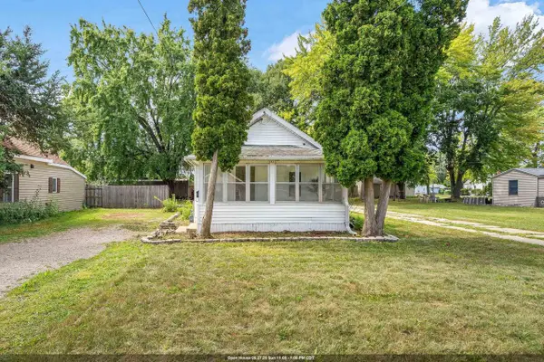 1837 PLYMOUTH STREET, Oshkosh, WI 54901