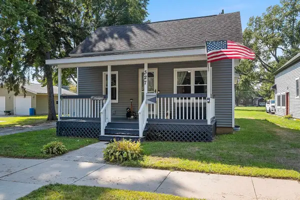 327 S EMERY AVENUE, Peshtigo, WI 54157