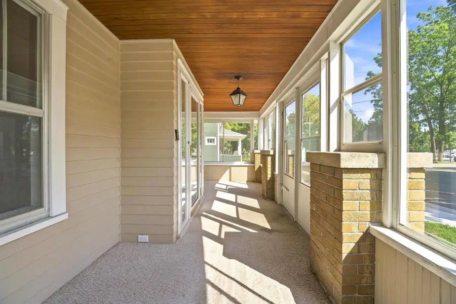 36 OAKLAWN AVENUE, Fond Du Lac, WI 54935 - #2