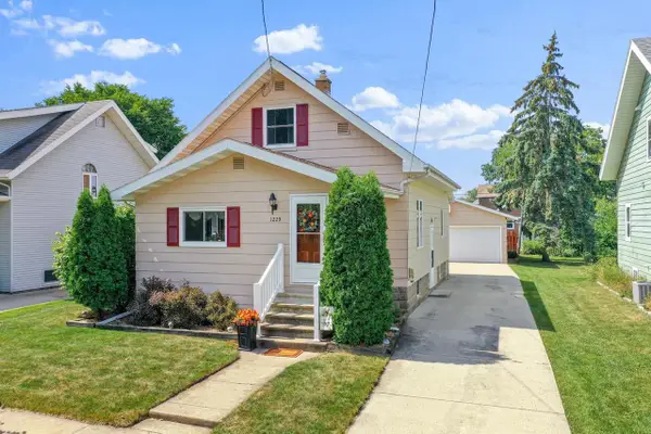 1229 WESTERN STREET, Oshkosh, WI 54901